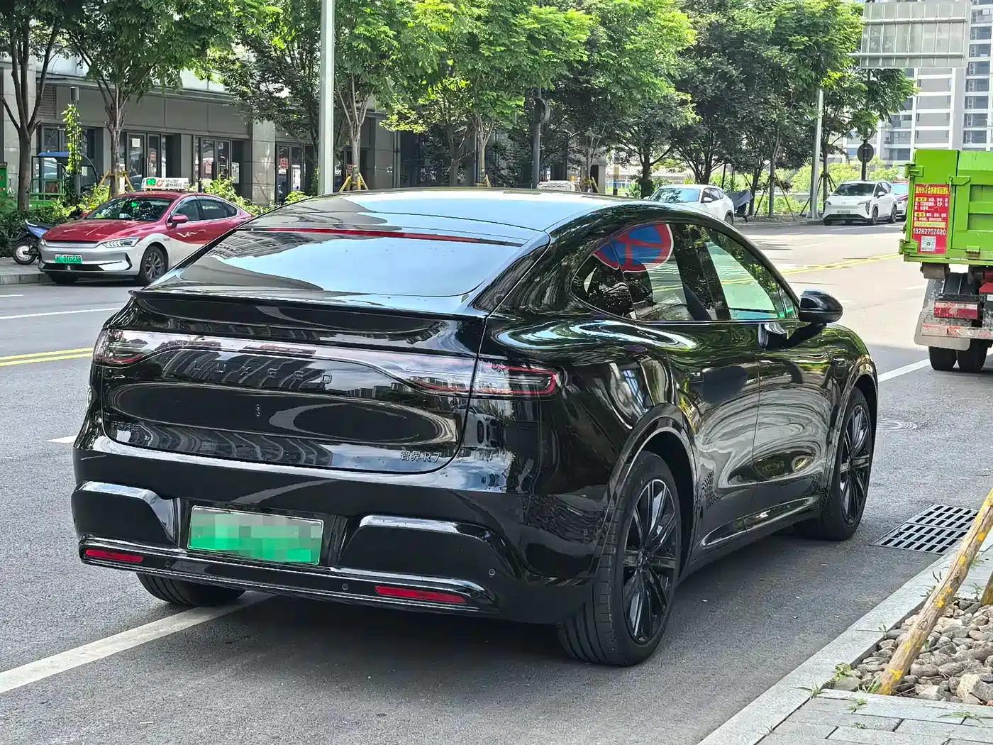 Zhijie R7 2026 Pure Electric (Ultra 192-line LiDAR) — миниатюра 13