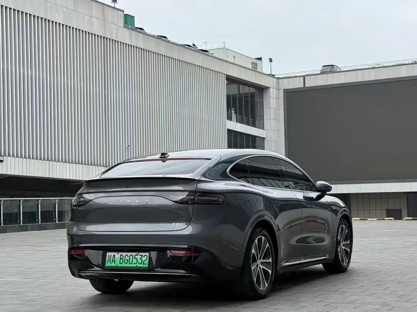 Zhijie R7 2024 Pure Electric 802km Max — миниатюра 8