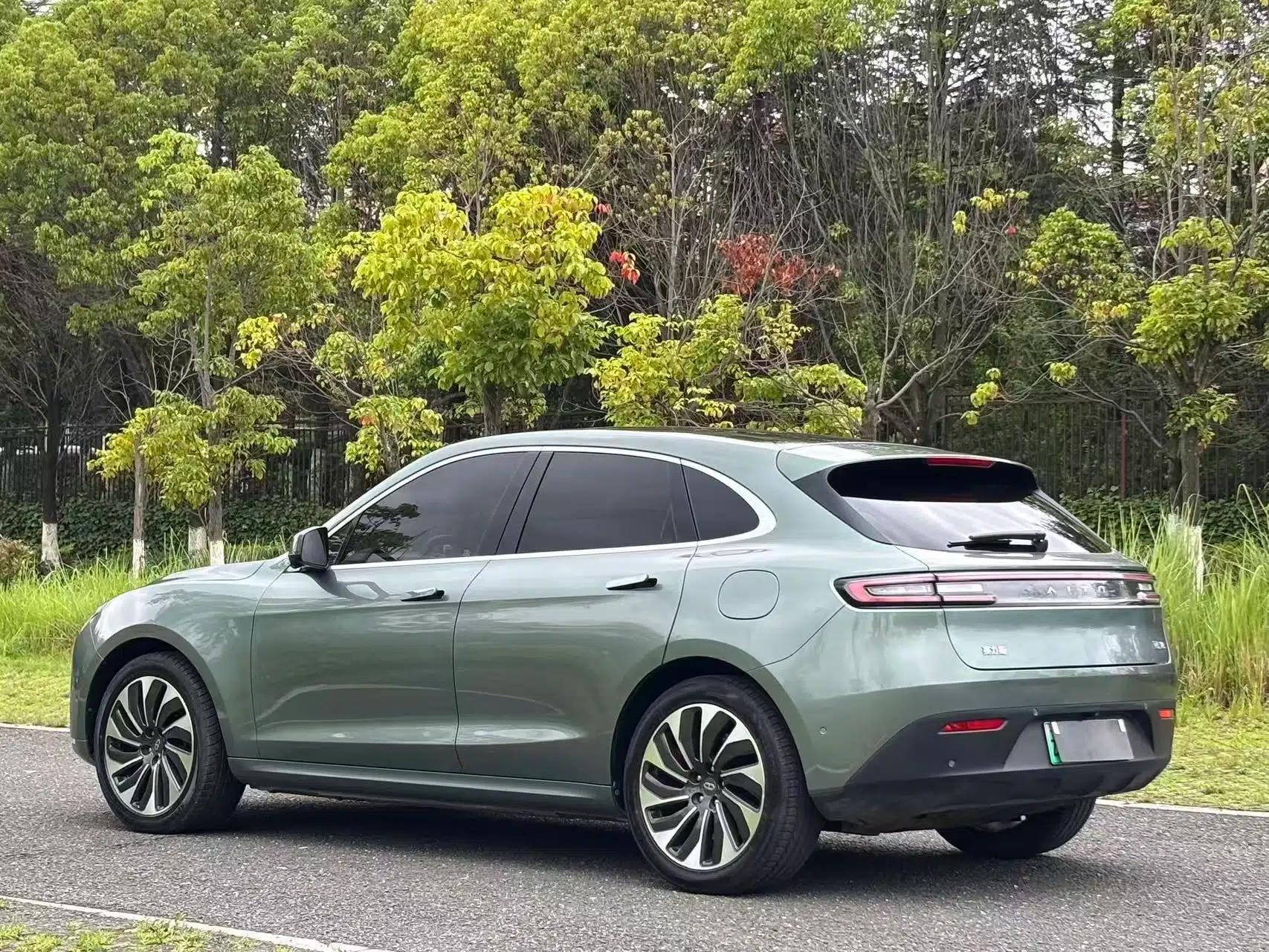 Hima AITO M5 2022 Extended-Range Four-Wheel Drive Performance Version — миниатюра 18