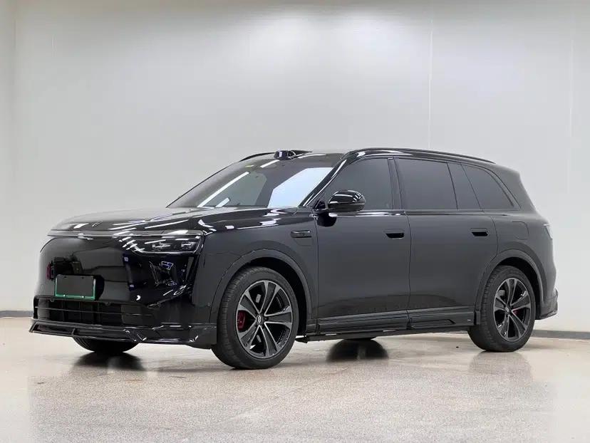 Hima AITO M8 2025 Extended-Range Max+ Version 53.4 kWh 6-Seater Edition — миниатюра 1
