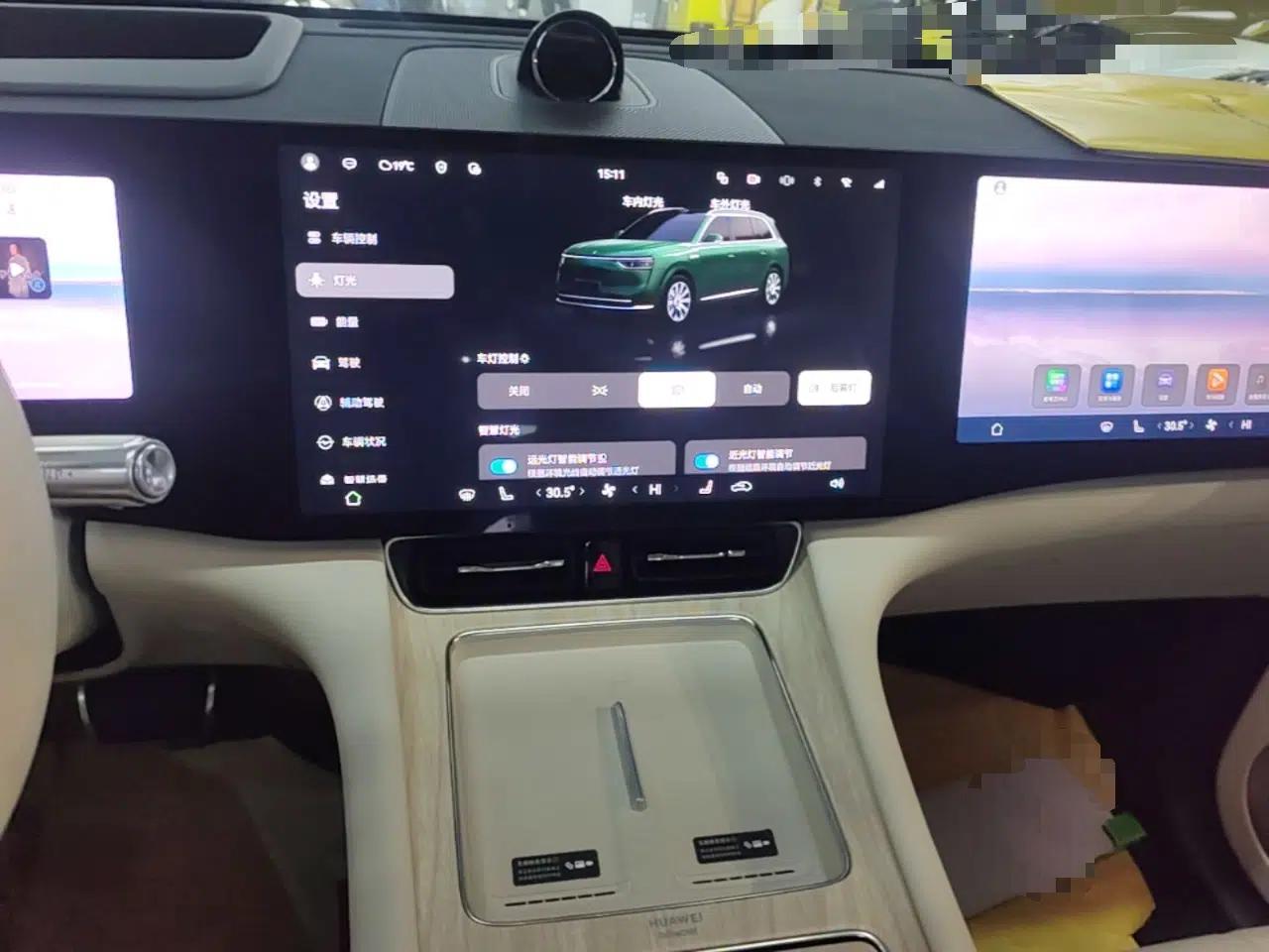 Hima AITO M8 2025 Extended-Range Max+ Version 53.4 kWh 6-Seater Edition — миниатюра 15