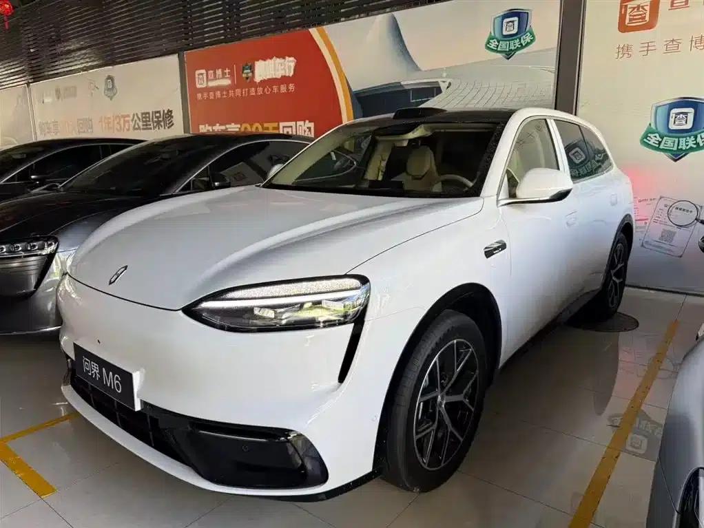 Wenjie M6 2026 Range Extended Max+ 4WD Version — миниатюра 2