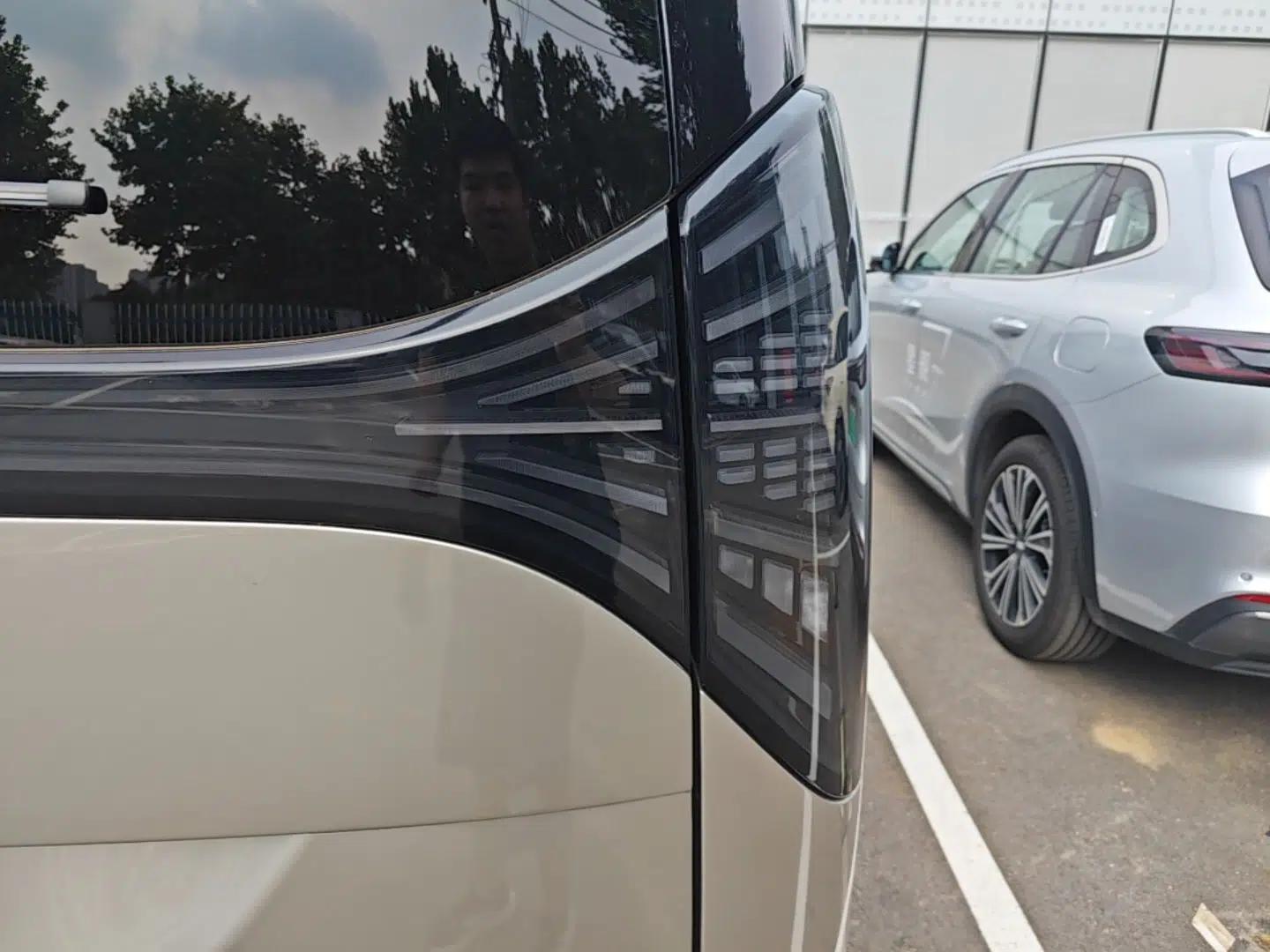Geely Galaxy V900 2026 Model Jin Hui Collection Edition — миниатюра 9