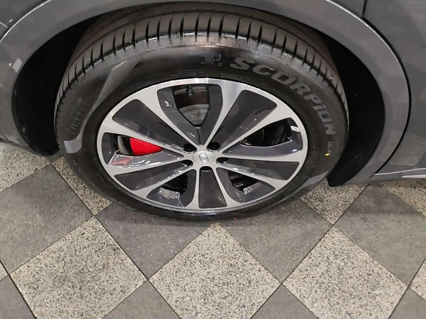 Hima Luxeed R7 2026 Model Range-Extending Ultra — миниатюра 11