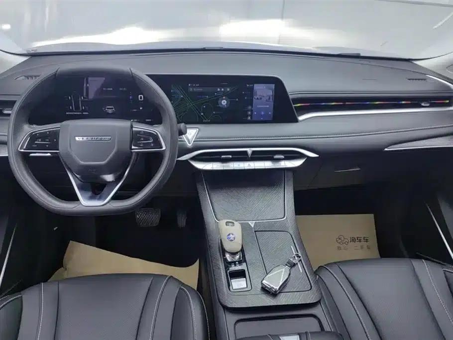 Venucia V2021 260T Idol Edition — миниатюра 12