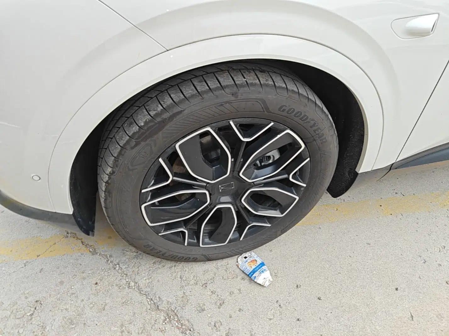 Avatr 07 2026 Ultra Pure-Electric All-Wheel-Drive Version — миниатюра 10