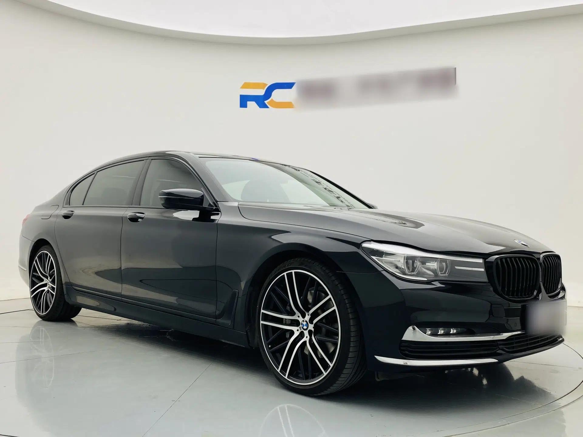 BMW 7 Series 2018 730Li Leading Model Excellence Package — миниатюра 14