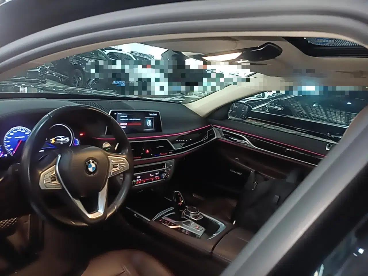 BMW 7 Series 2018 730Li Leading Model Excellence Package — миниатюра 27