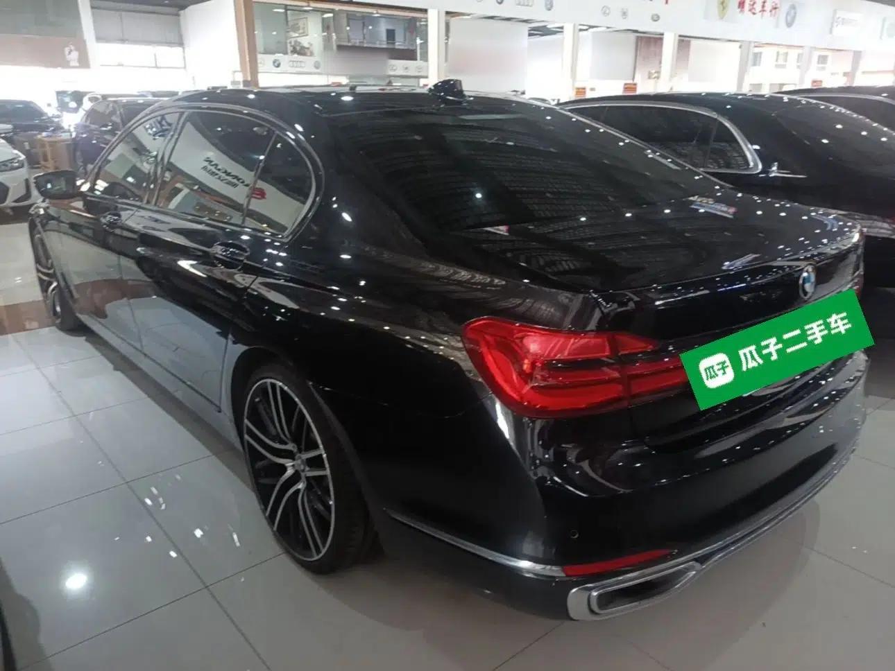 BMW 7 Series 2018 730Li Leading Model Excellence Package — миниатюра 4