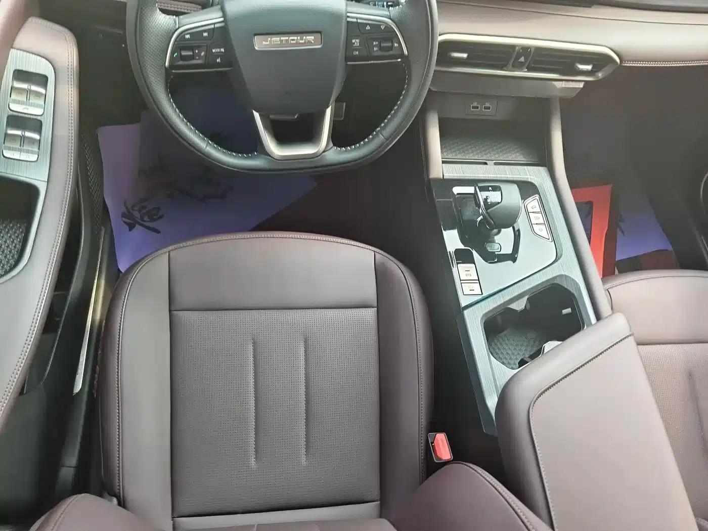 Jetour X90 PLUS 2025 Super Edition 1.6TD DCT Villa PRO 7-seater — миниатюра 6