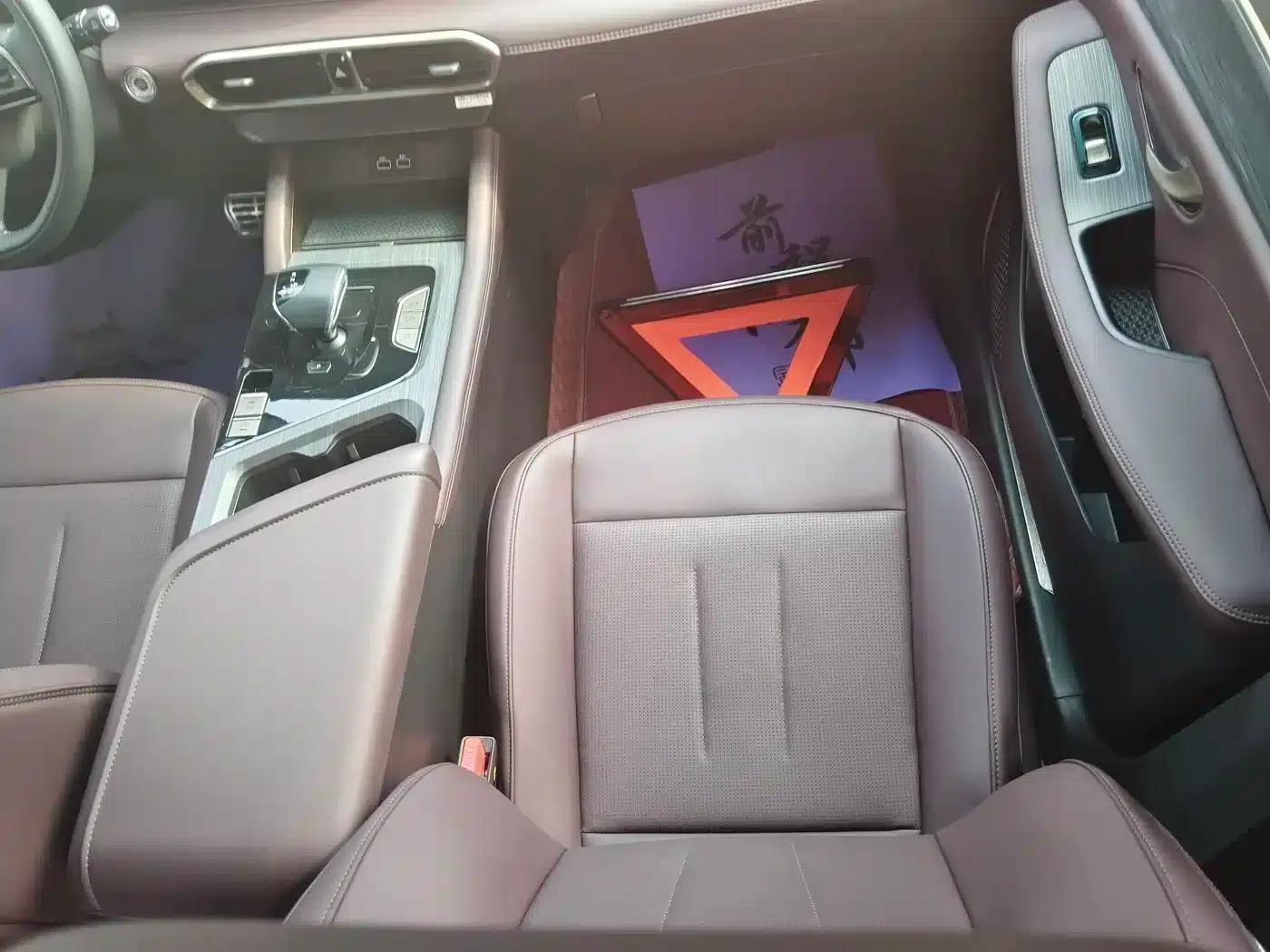Jetour X90 PLUS 2025 Super Edition 1.6TD DCT Villa PRO 7-seater — миниатюра 7