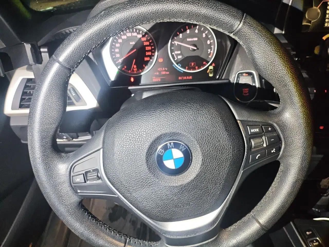 BMW 2 Series 2015 218i Convertible Coupe — миниатюра 10
