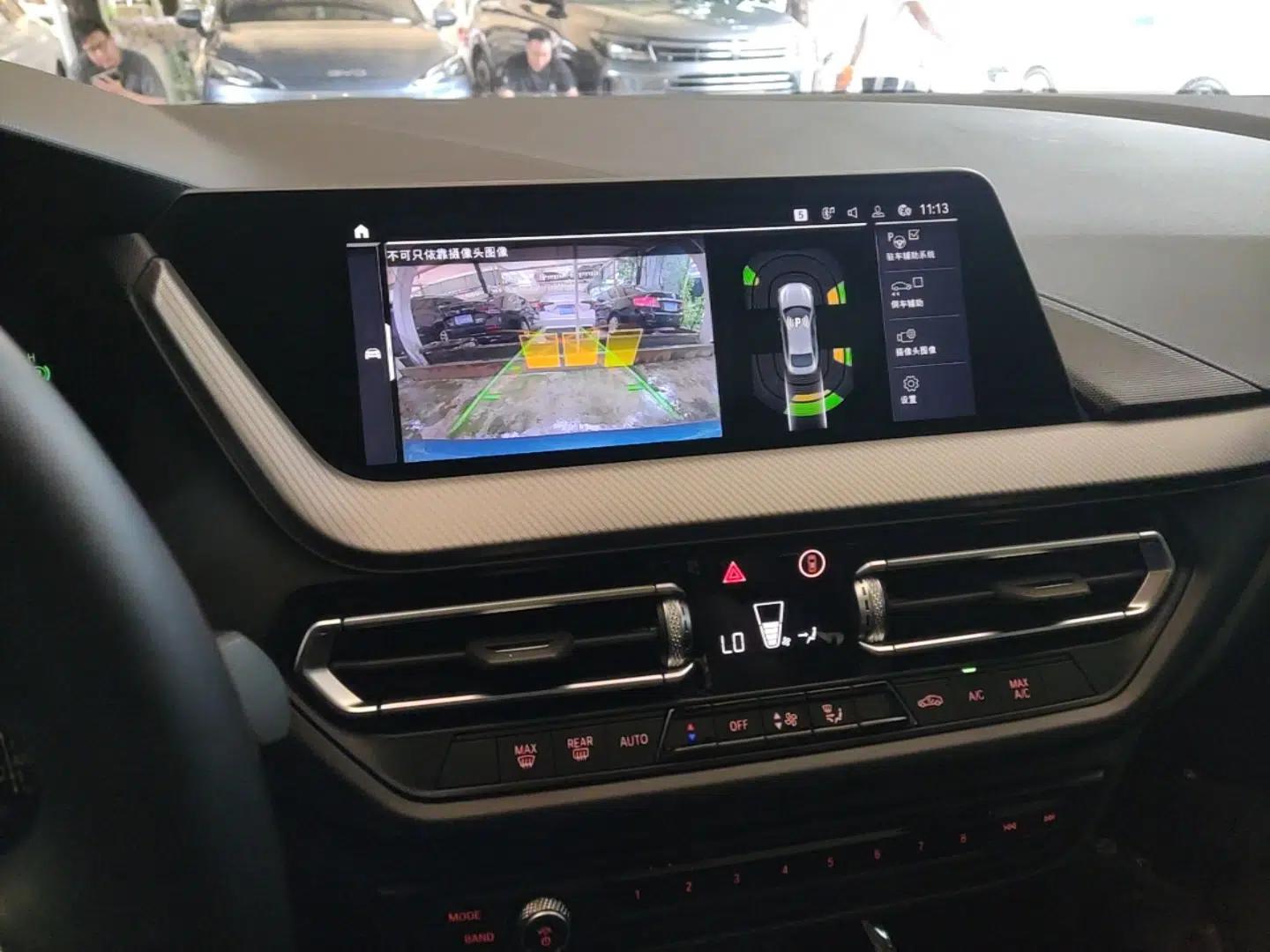 BMW 2 Series 2021 225i 4-Door Coupe M Sport Package — миниатюра 15