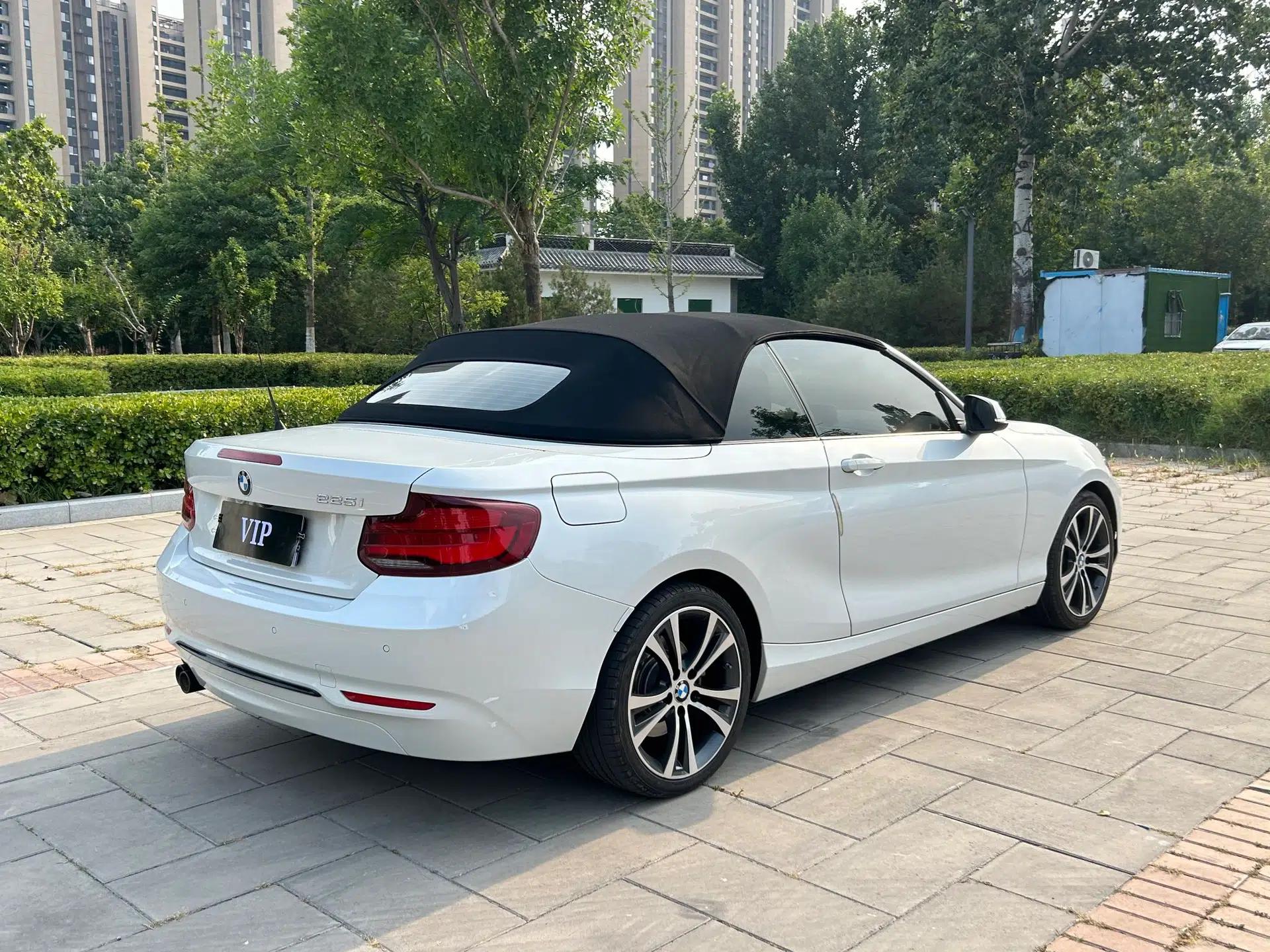 BMW 2 Series 2019 225i Convertible Coupe Sports Design Package — миниатюра 21
