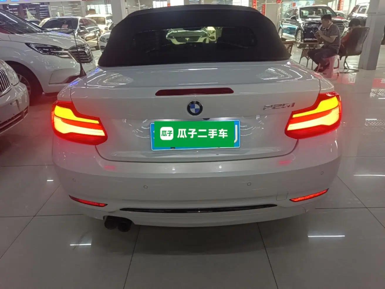 BMW 2 Series 2019 225i Convertible Coupe Sports Design Package — миниатюра 5