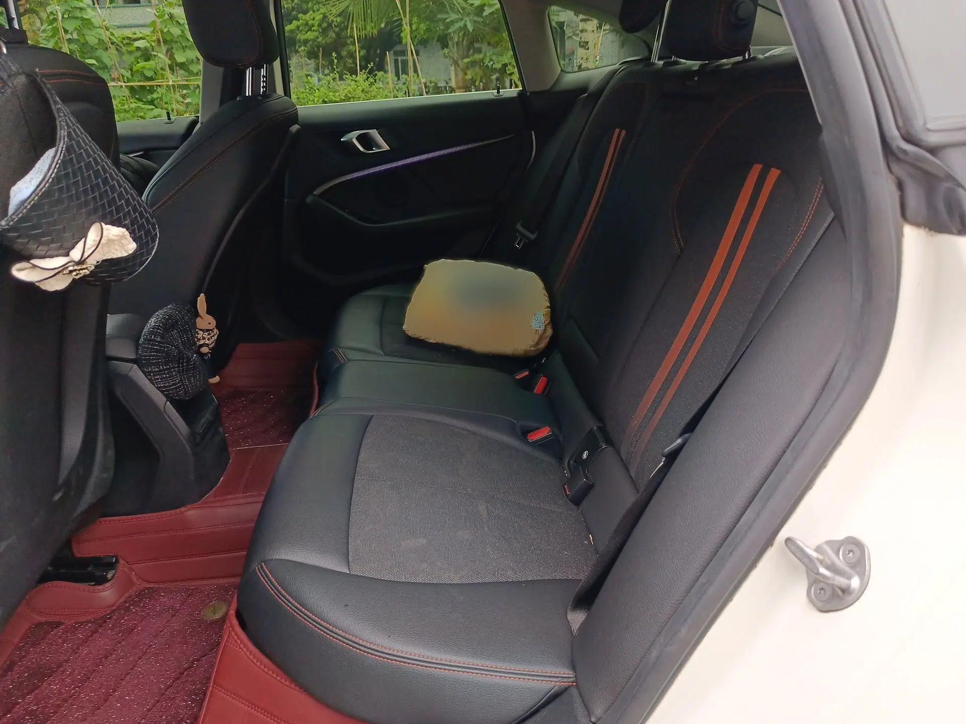BMW 2 Series 2021 225i 4-Door Coupe M Sport Package — миниатюра 20