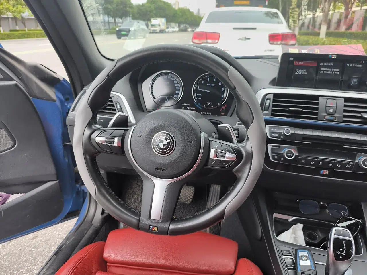 BMW 2 Series 2019 225i Convertible Coupe Luxury Edition M Sport Package — миниатюра 10