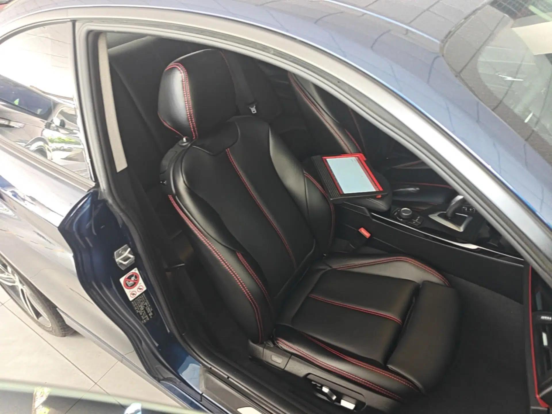 BMW 2 Series 2014 220i Sport Design Package — миниатюра 24