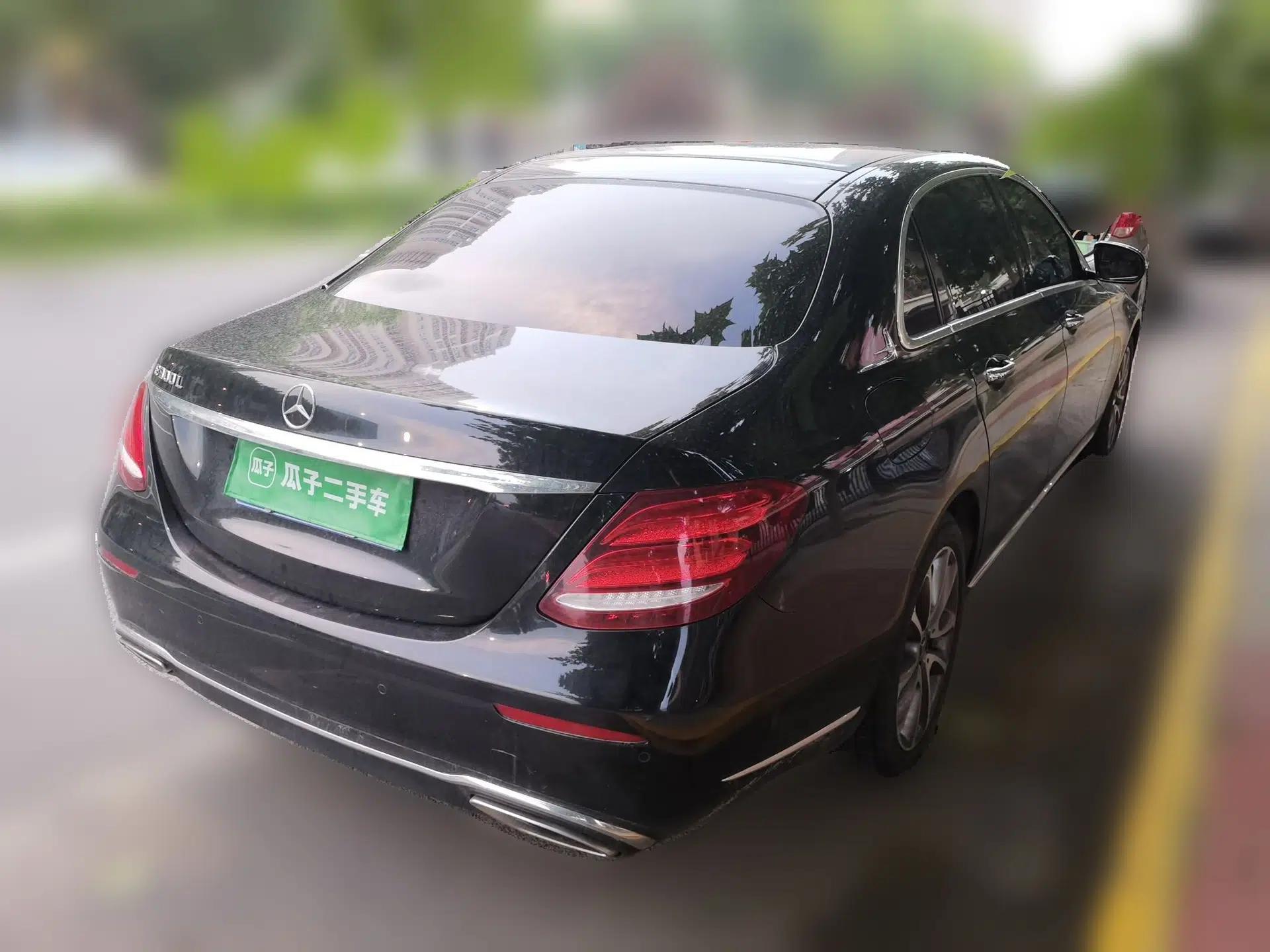 Mercedes-Benz E-Class 2018 Facelift E 300 L Luxury Edition — миниатюра 6