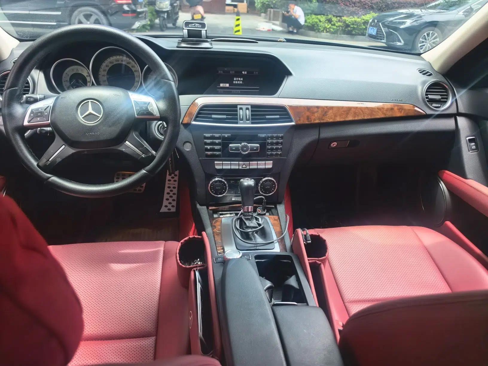 Mercedes-Benz C-Class 2013 C 260 CGI Elegant Model — миниатюра 9