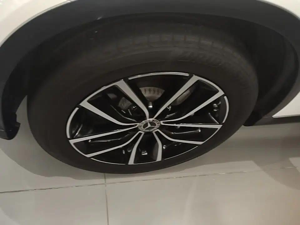 Mercedes-Benz GLC 2021 GLC 260 L 4MATIC Luxury Model — миниатюра 10