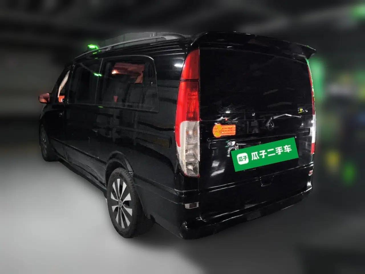 Mercedes-Benz Vito 2011 2.5L Elite Edition — миниатюра 4