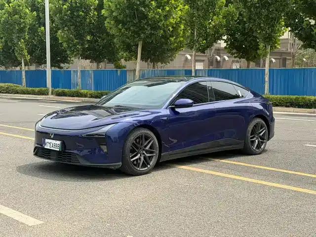 2024 Geely X7 Standard Edition
