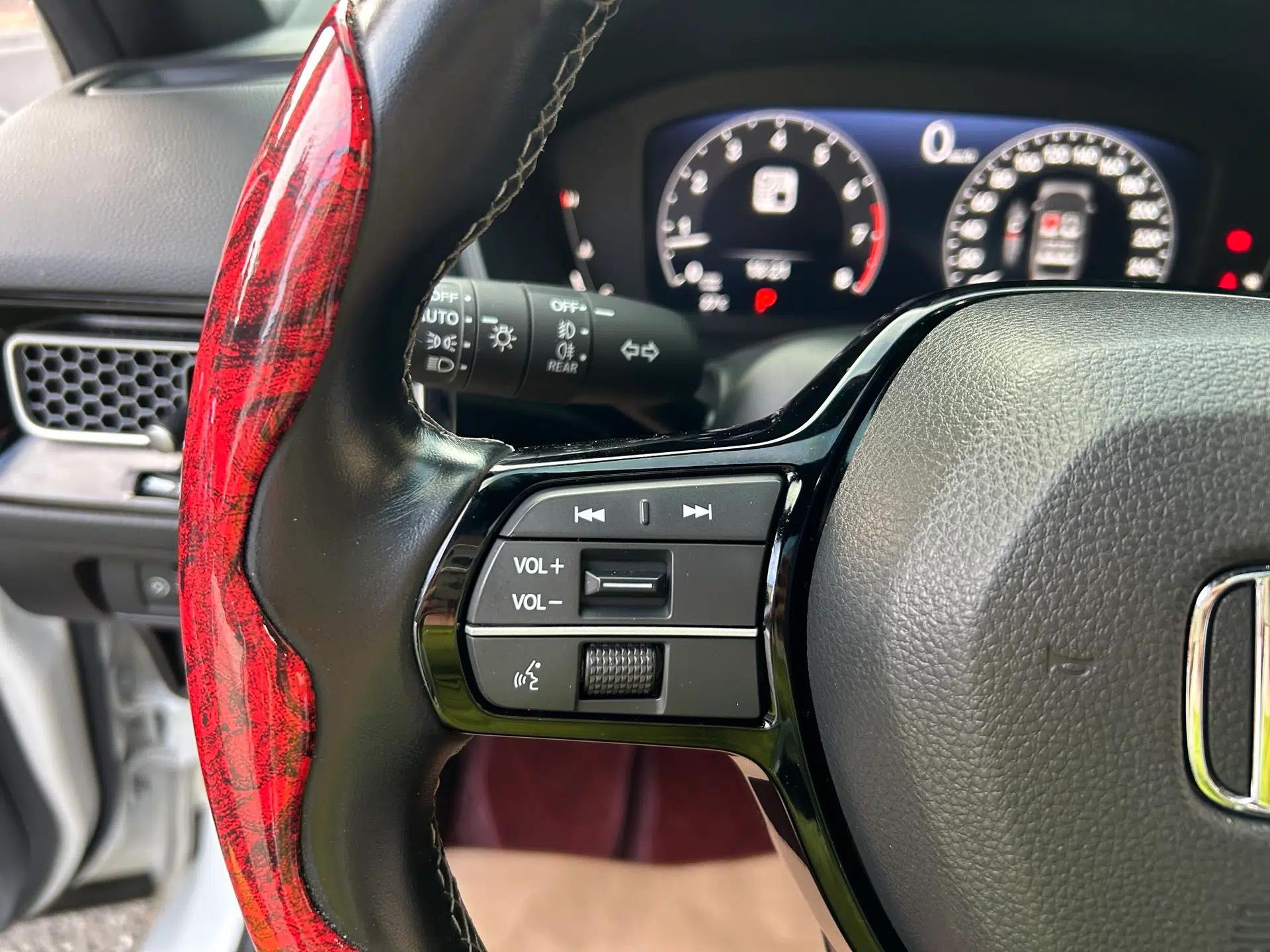Honda Civic 2022 240TURBO CVT Dynamic Edition — миниатюра 22