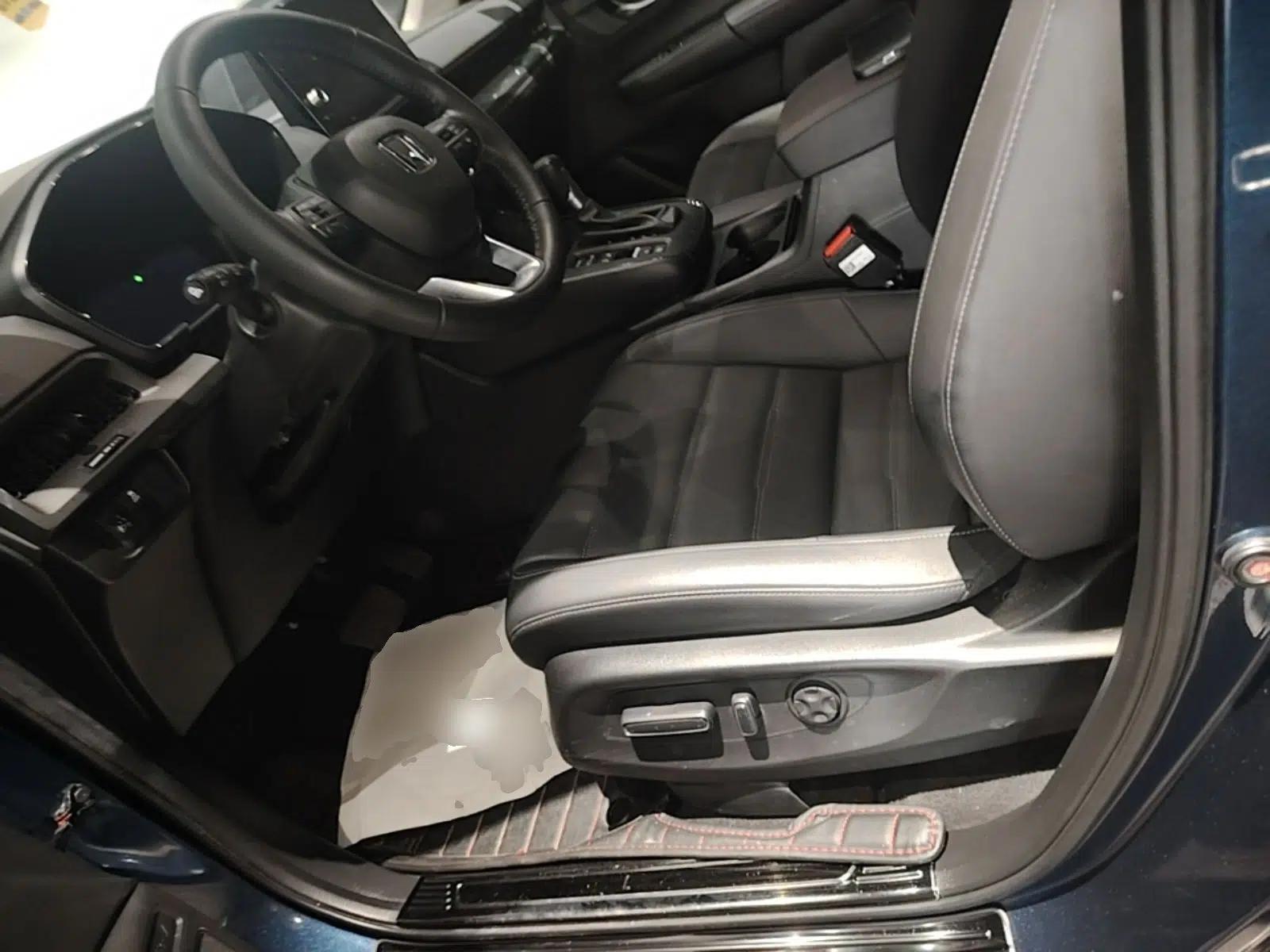 Honda CR-V 2023 240TURBO Two-Wheel Drive Smart Edition 5 Seats — миниатюра 17