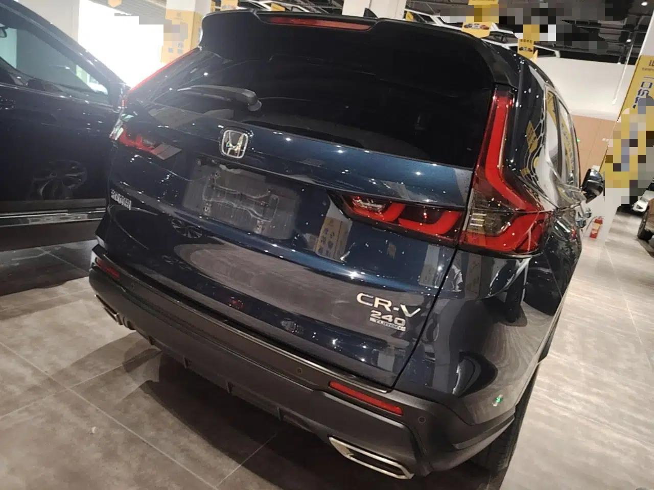 Honda CR-V 2023 240TURBO Two-Wheel Drive Smart Edition 5 Seats — миниатюра 6