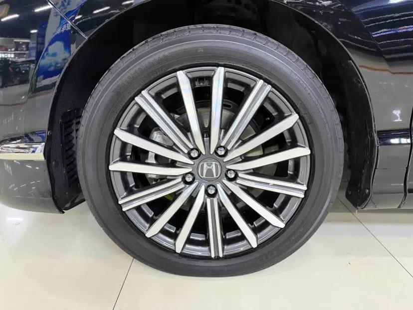 Honda Elysion 2022 2.0L eHEV Prestige Edition — миниатюра 7