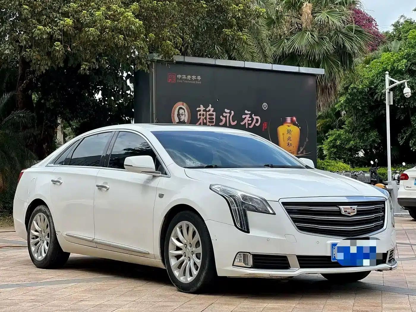 2018 Cadillac XTS 28T Elite — миниатюра 3