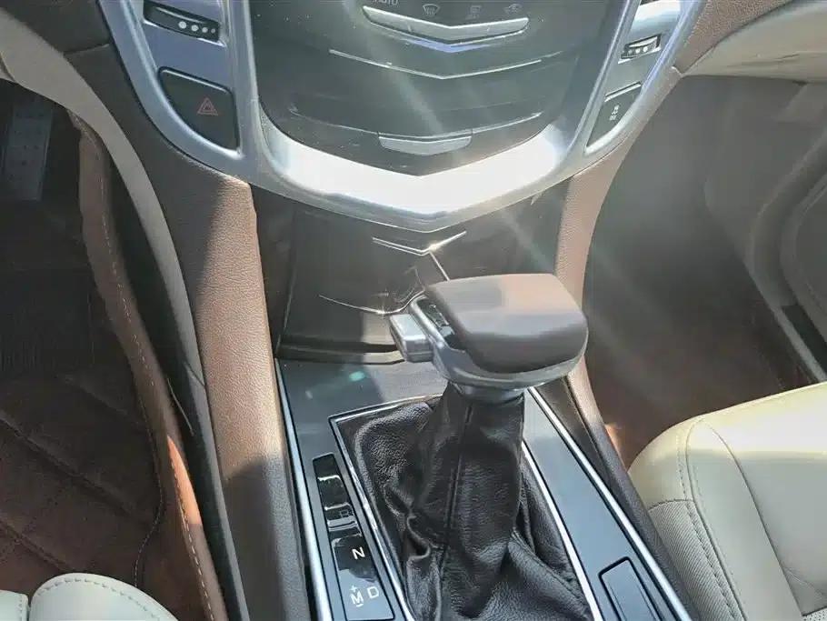 2014 Cadillac SRX 3.0L Elite — миниатюра 16