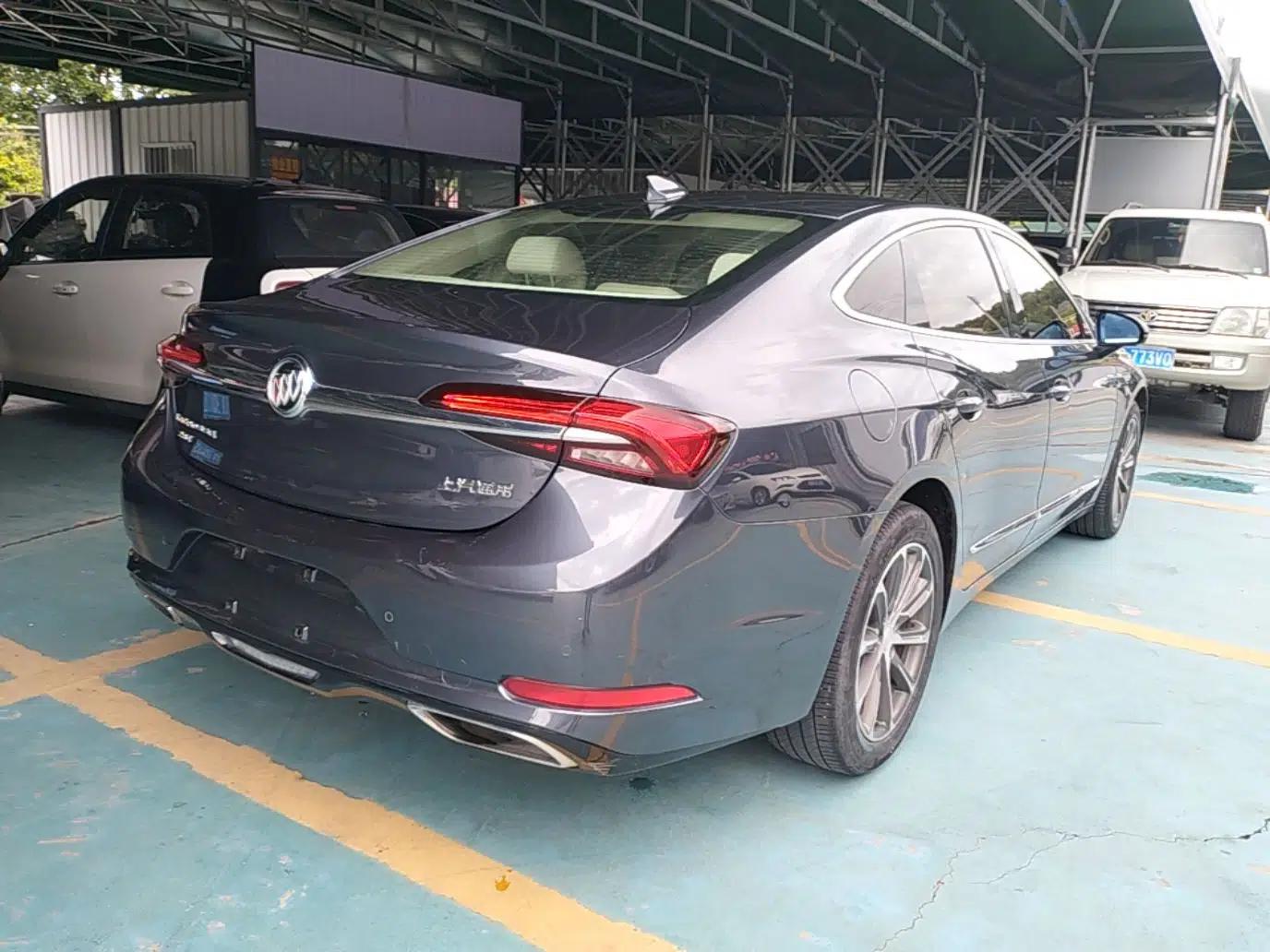 Buick LaCrosse 2019 28T Elite Edition — миниатюра 6