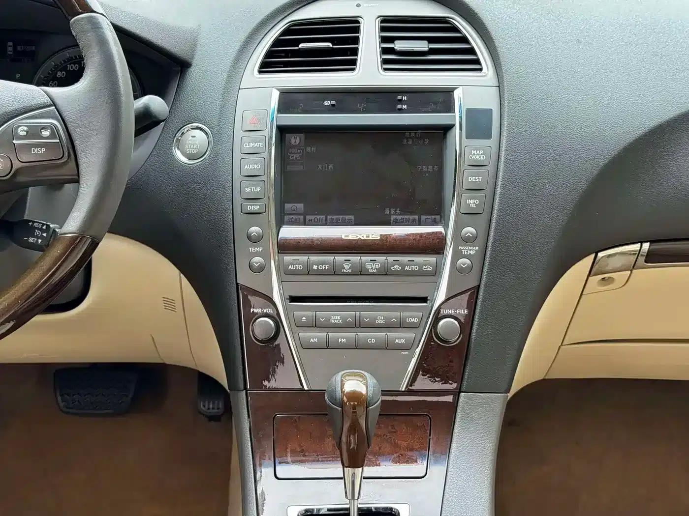 Lexus ES 2010 240 Luxury Edition — миниатюра 12