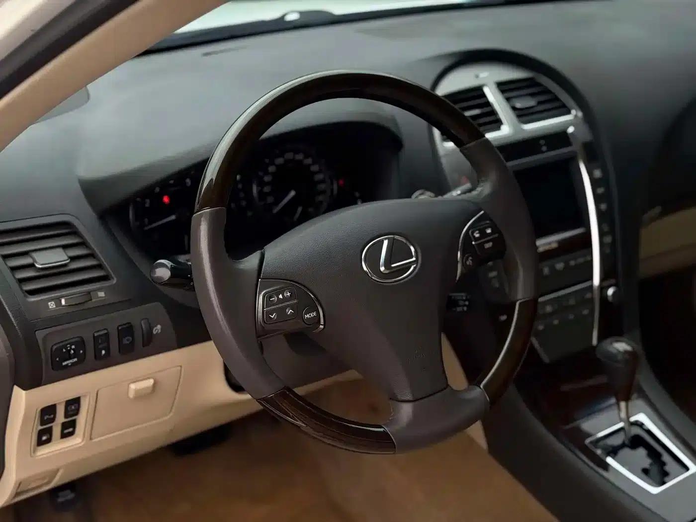 Lexus ES 2010 240 Luxury Edition — миниатюра 10