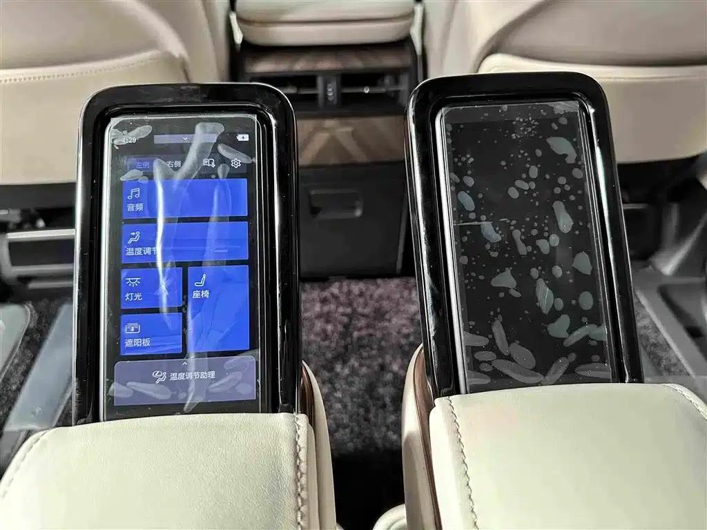Lexus LM 2025 500h Six-Seat Premium Edition — миниатюра 23