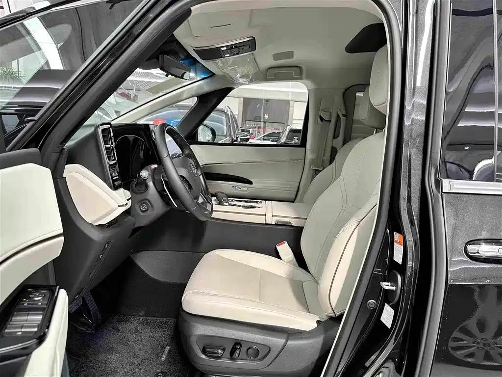 Lexus LM 2025 500h Six-Seat Premium Edition — миниатюра 5
