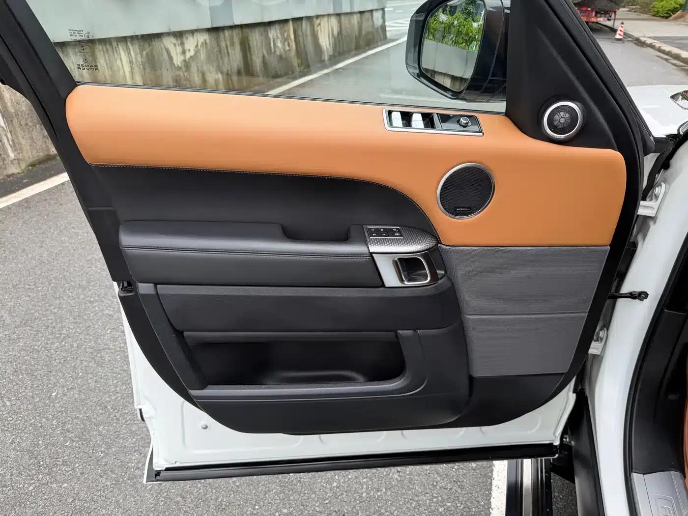 Range Rover Sport 2018 3.0 SC V6 HSE Dynamic — миниатюра 13