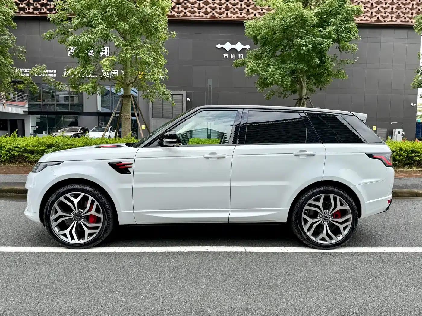 Range Rover Sport 2018 3.0 SC V6 HSE Dynamic — миниатюра 4