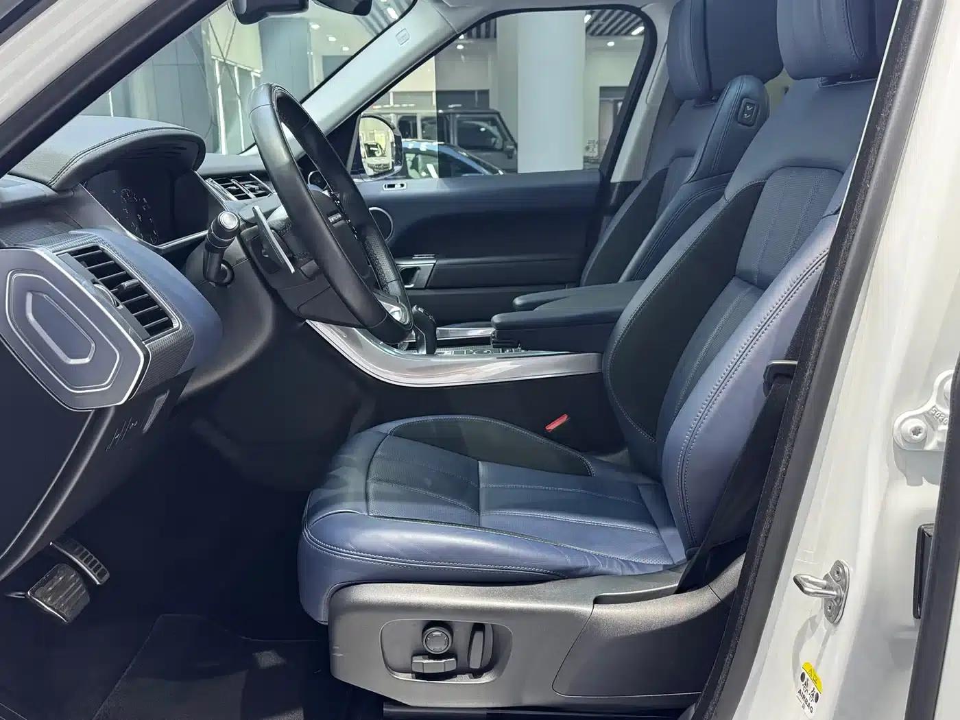 Range Rover Sport 2022 3.0 L6 Black Edition — миниатюра 11