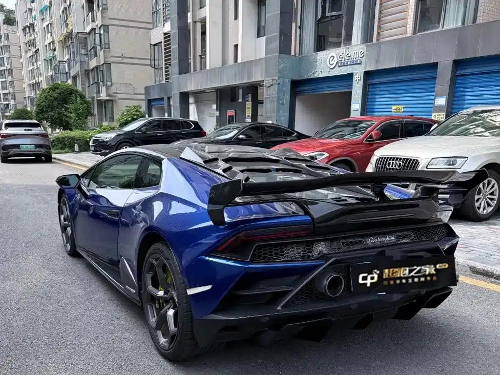 Huracán 2020 Huracán EVO RWD — миниатюра 3