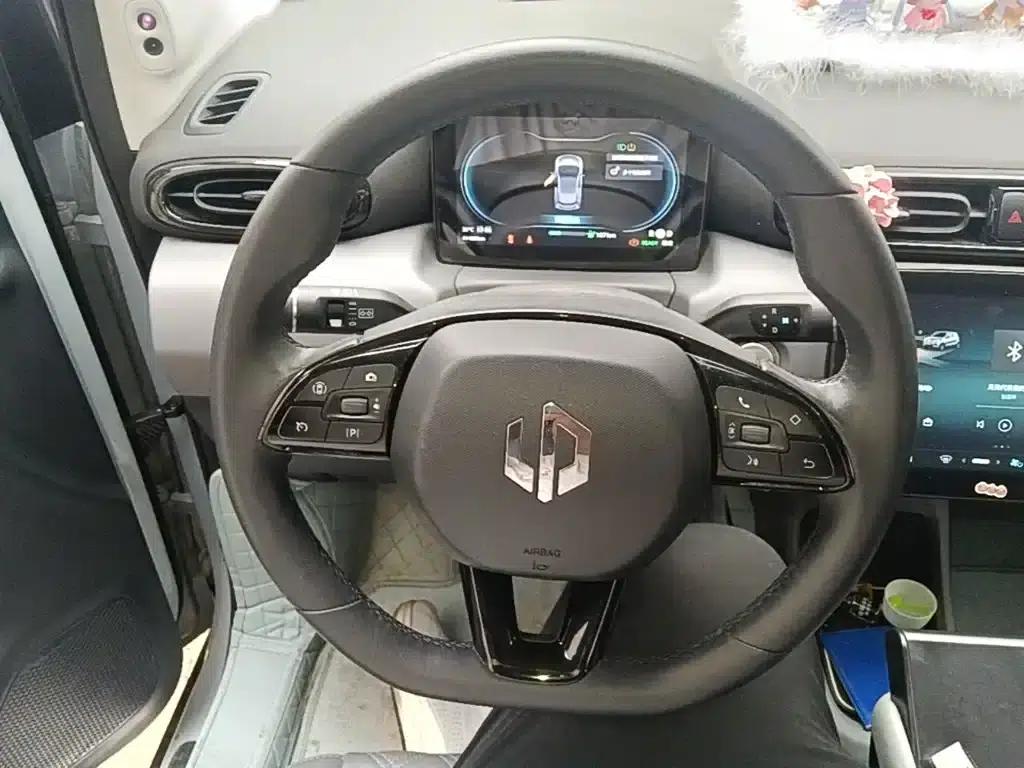 Leapmotor T03 2022 Diamond Edition — миниатюра 11