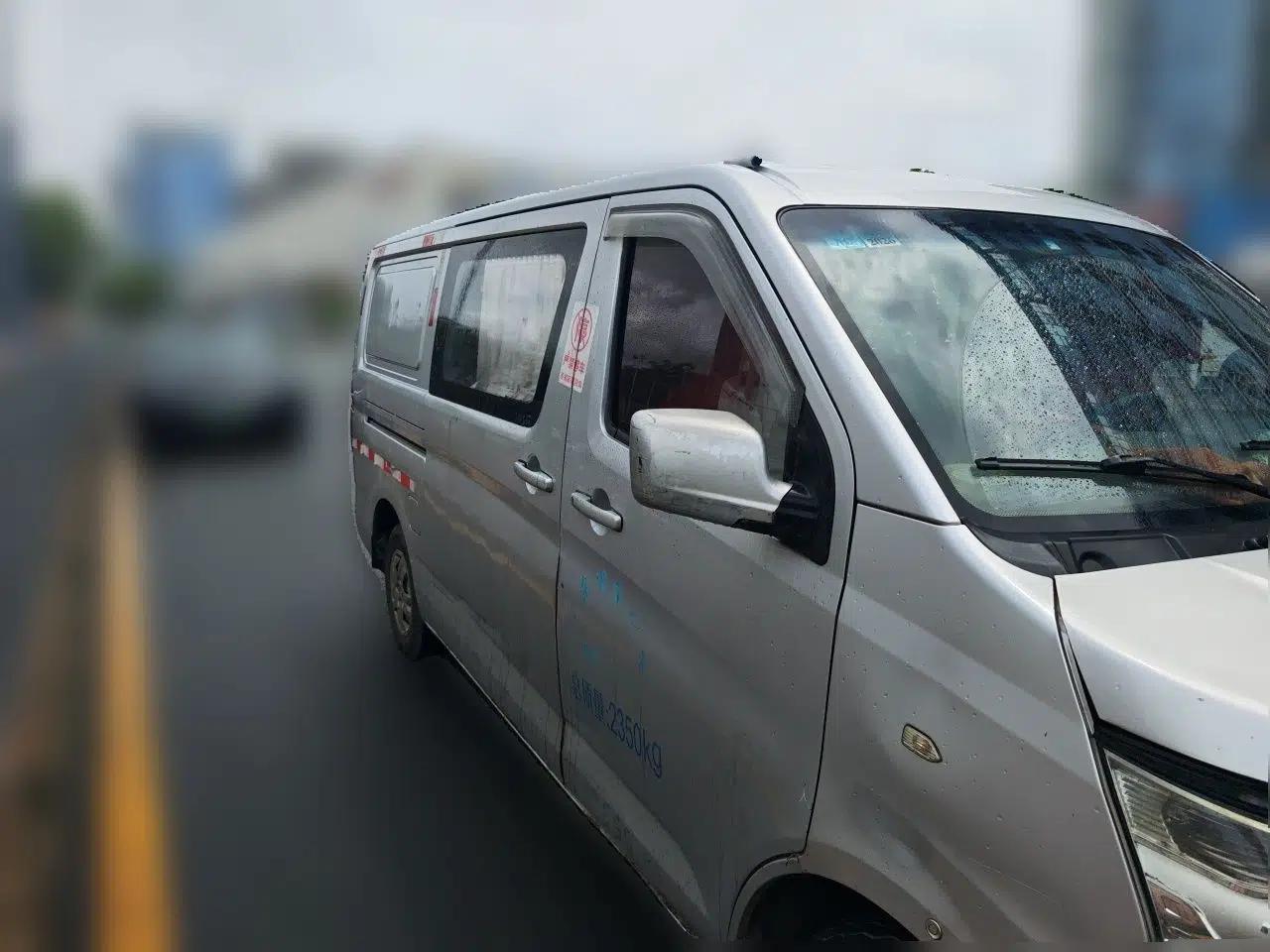 CHANGAN KAICHENG Ruixing M80 2018 1.5L Base Van Flat Roof Back-Hinged Doors 4G15S — миниатюра 3
