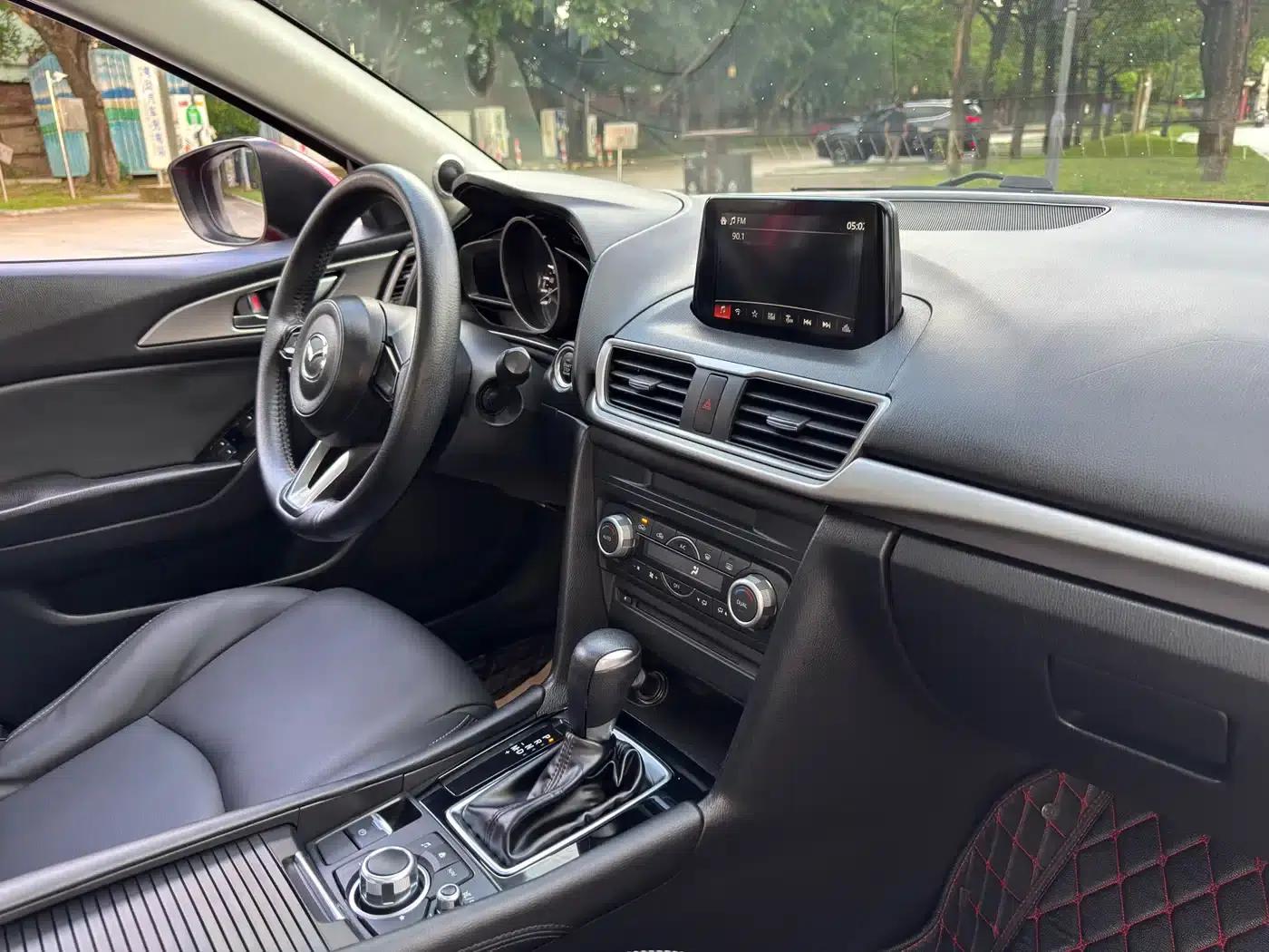 Mazda3 Axela 2017 Sedan 1.5L Automatic Luxury (China V Emission Standard) — миниатюра 18