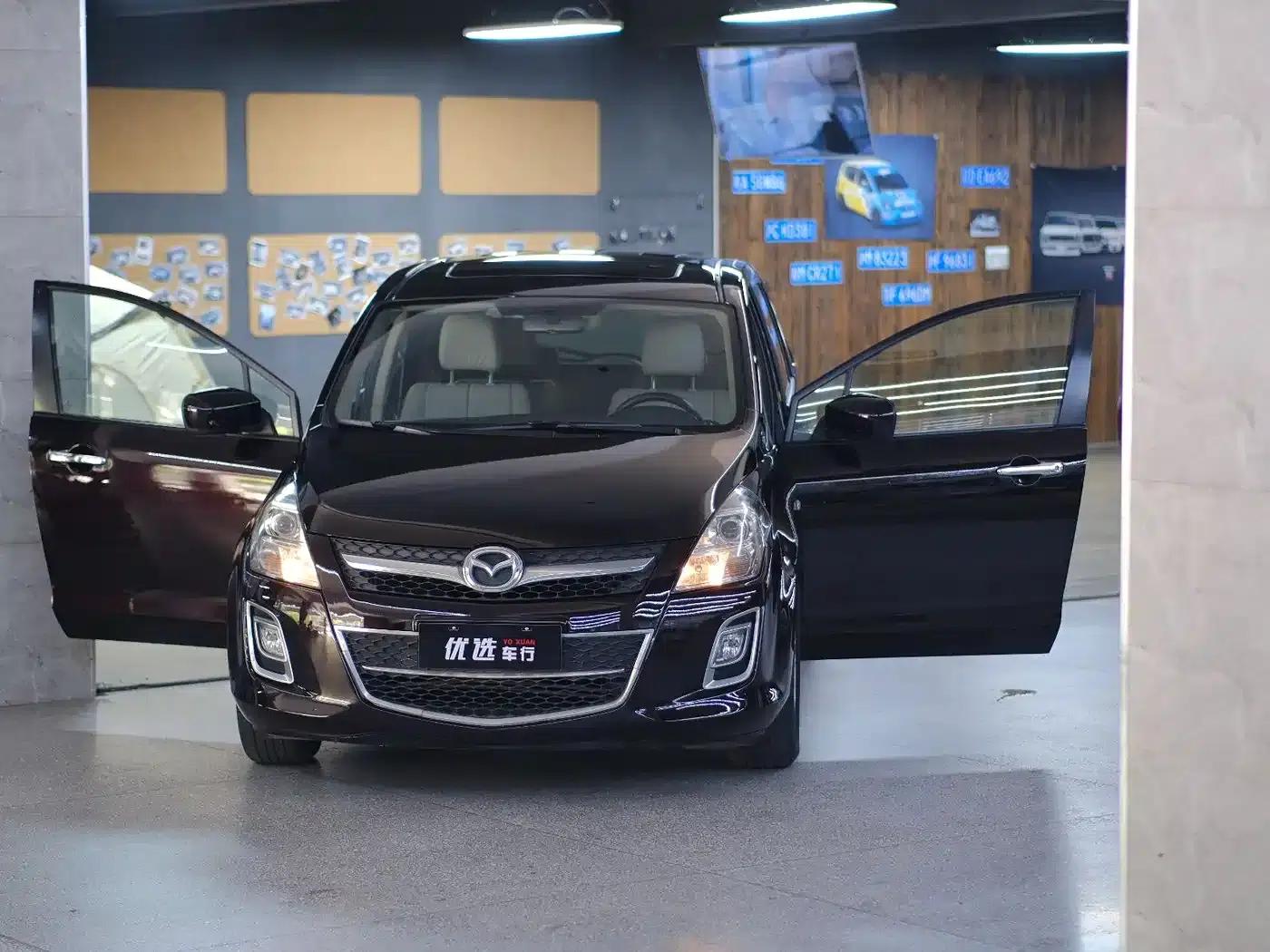 Mazda 8 2011 2.3L Premium Edition — миниатюра 1