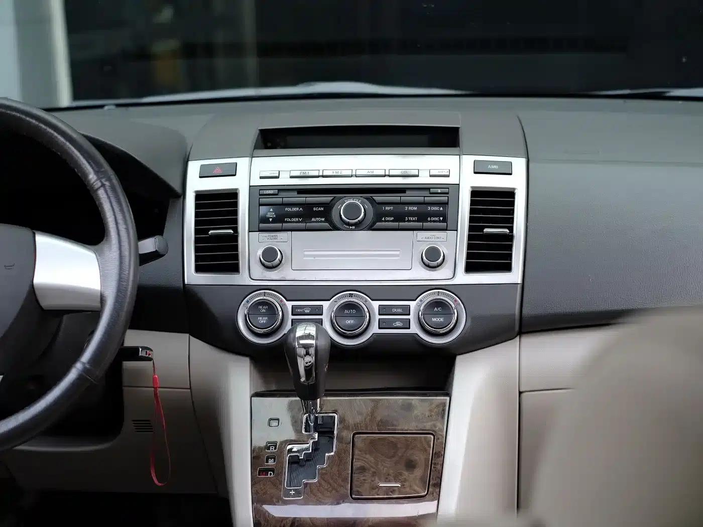 Mazda 8 2011 2.3L Premium Edition — миниатюра 57