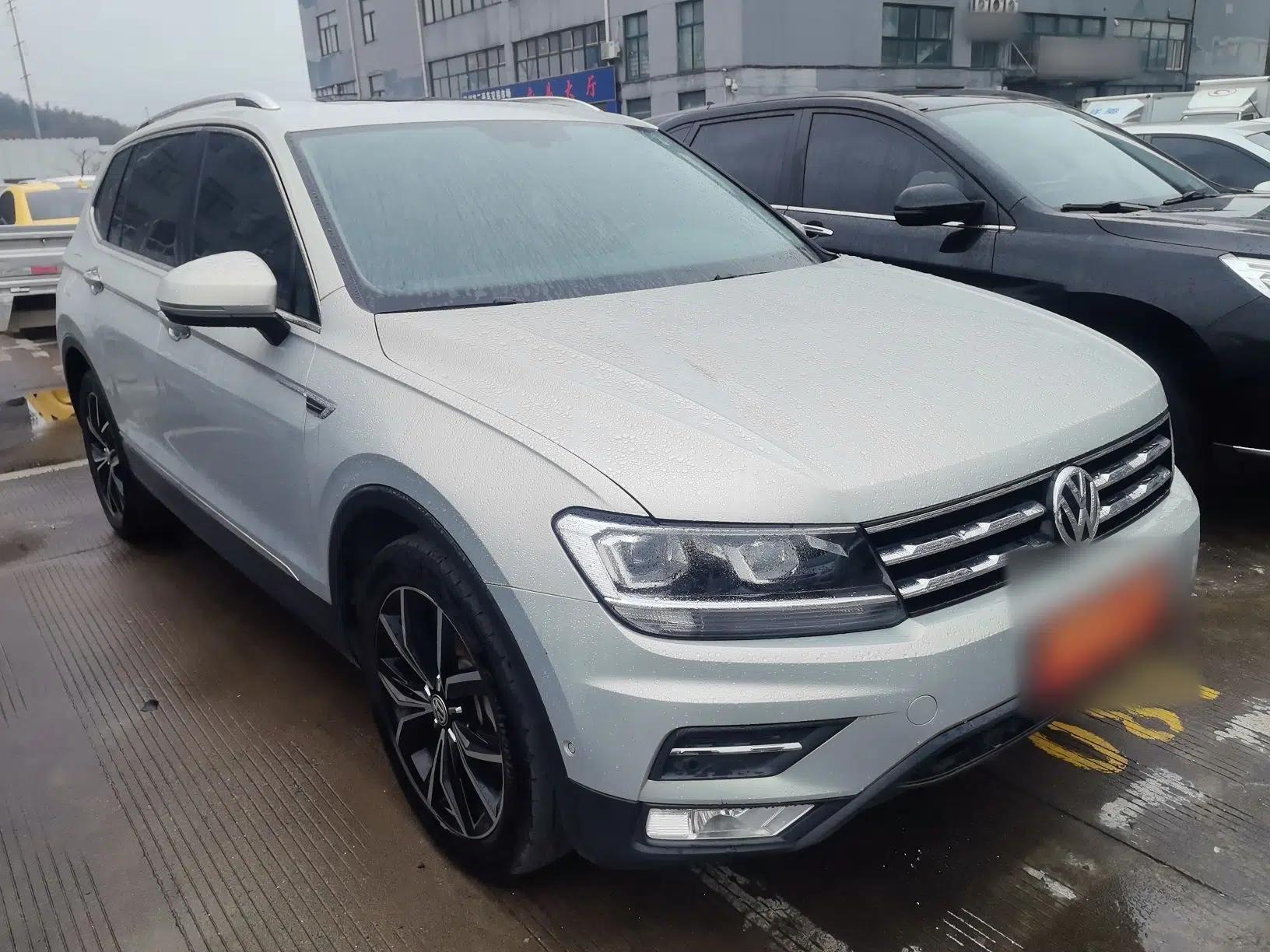 Volkswagen Tiguan L 2019 Revised 330TSI Automatic Two-Wheel Drive Smart & Luxury Edition China VI Standard — миниатюра 12