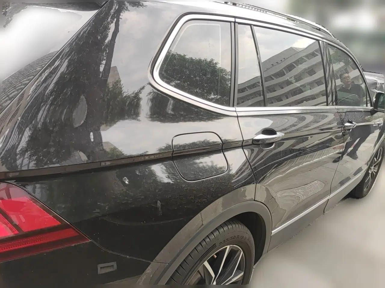 Volkswagen Tiguan L 2019 330TSI Automatic Two-Wheel Drive Smart Luxury Version China V Emission Standard — миниатюра 6