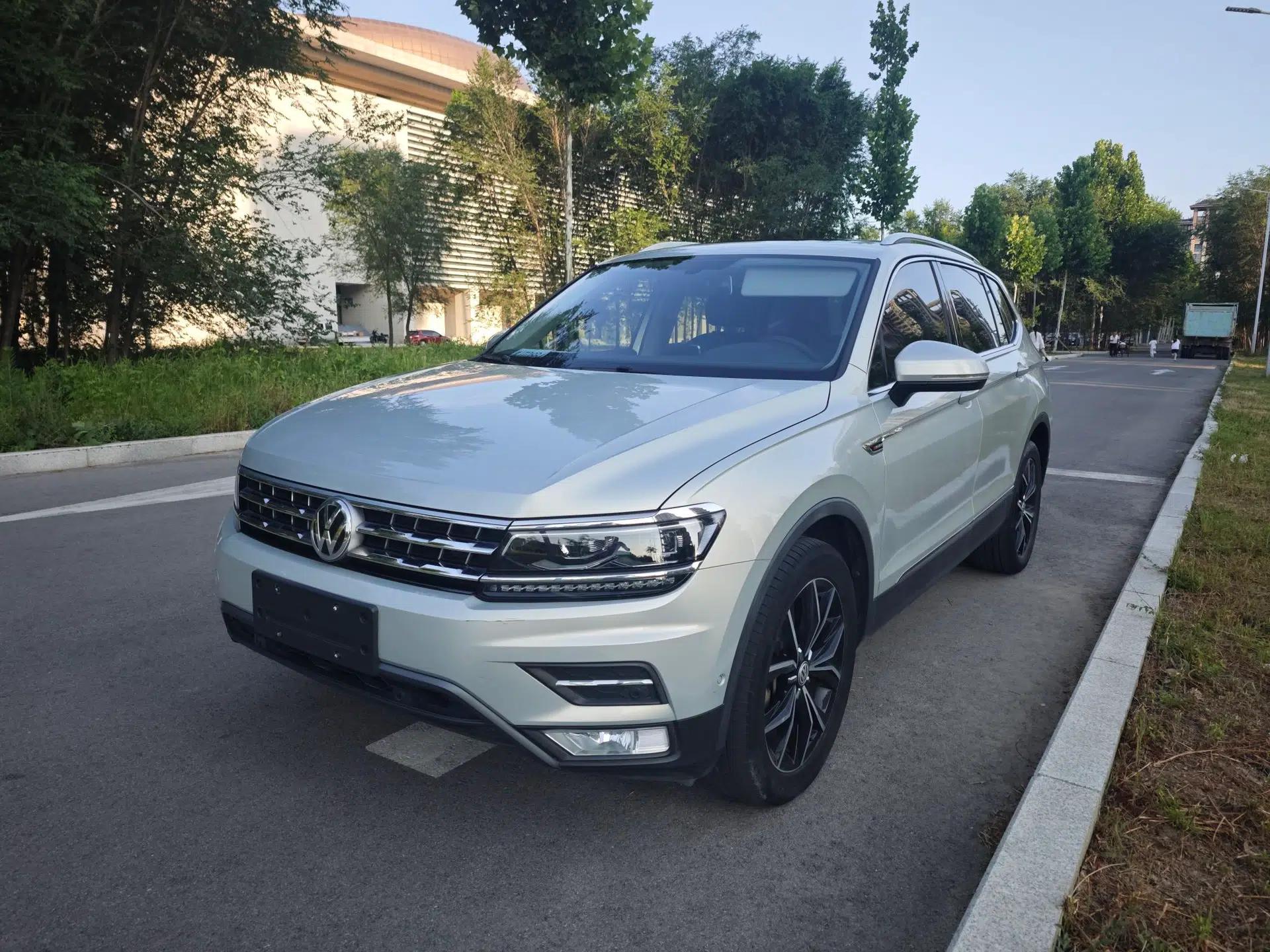 Volkswagen Tiguan L 2018 Revised Version 380TSI Automatic All-Wheel Drive Flagship Edition — миниатюра 1